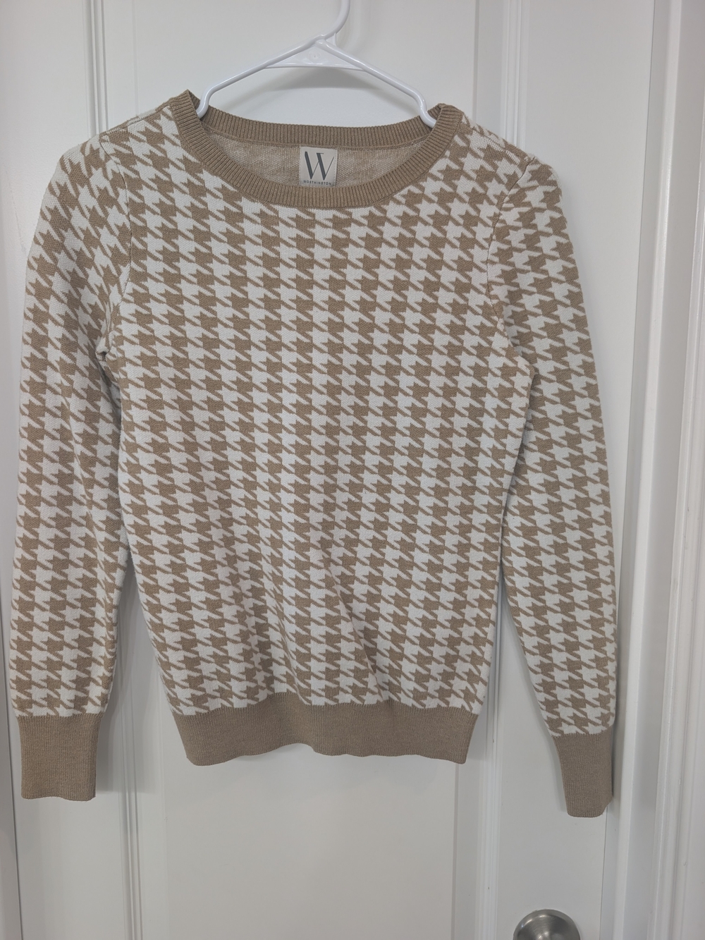 Worthington Cream & Tan Houndstooth Crew Neck Sweater